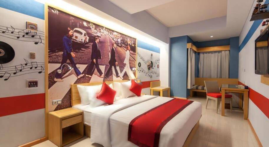 Rhadana Hotel