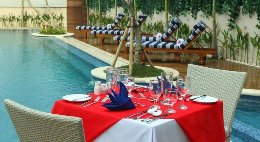 Rhadana Hotel