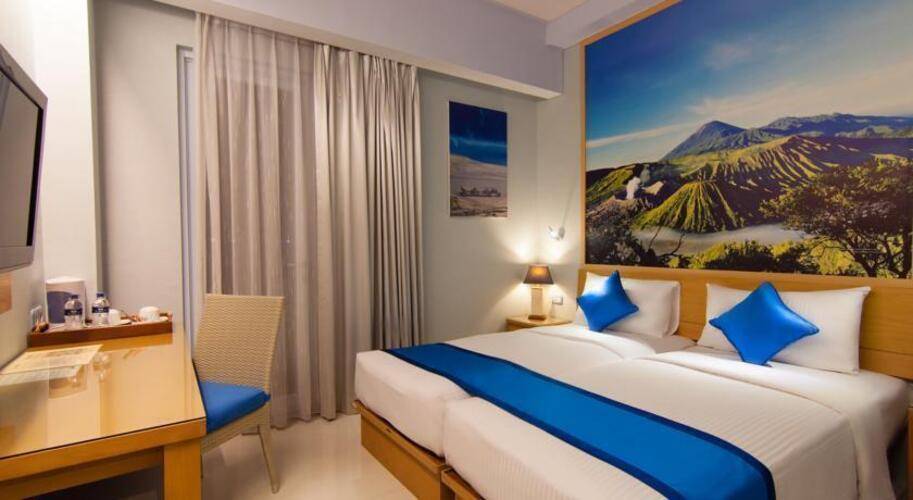 Rhadana Hotel