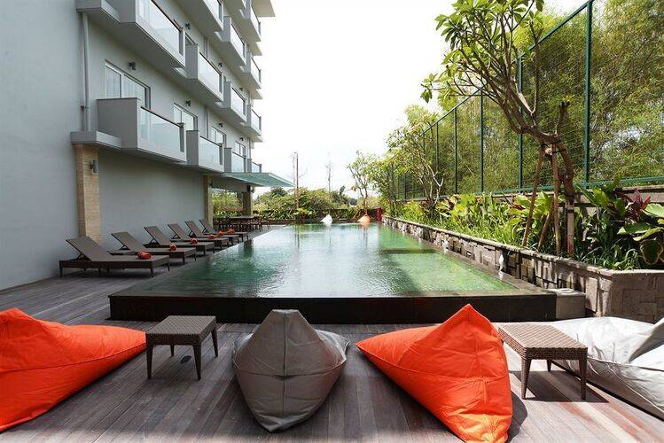 Harris Hotel Kuta Galleria