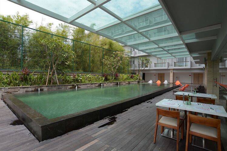 Harris Hotel Kuta Galleria
