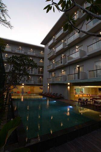 Harris Hotel Kuta Galleria