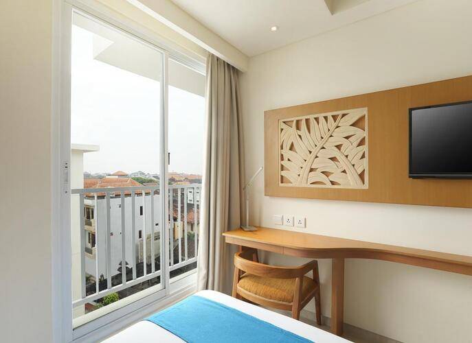 Zia Bali Hotel (Ex. Holiday Inn Express Bali Kuta Square)