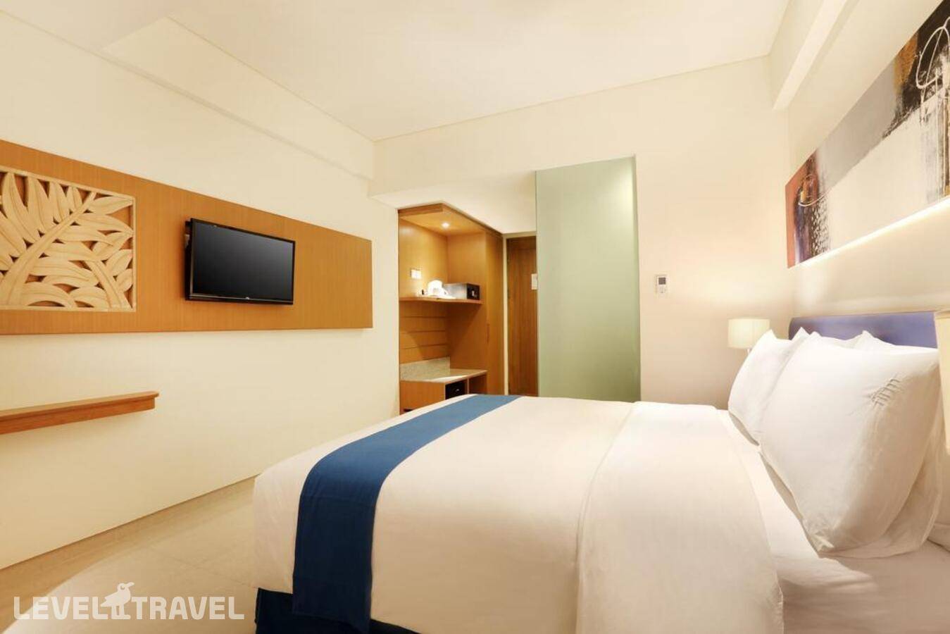 фотографии отеля Zia Bali Hotel (Ex. Holiday Inn Express Bali Kuta Square) в Индонезия(Кута) - фото №5