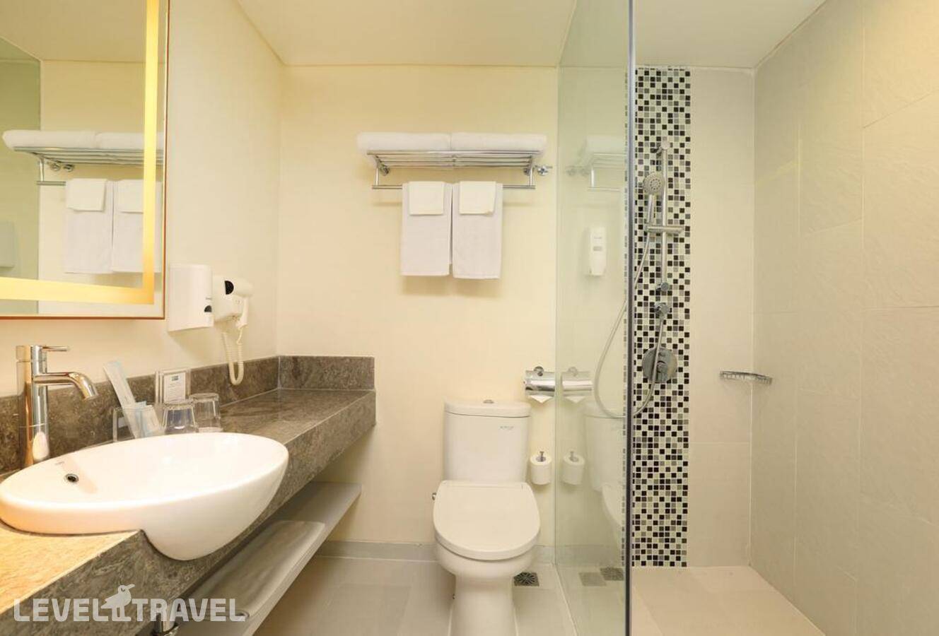 фотографии отеля Zia Bali Hotel (Ex. Holiday Inn Express Bali Kuta Square) в Индонезия(Кута) - фото №11