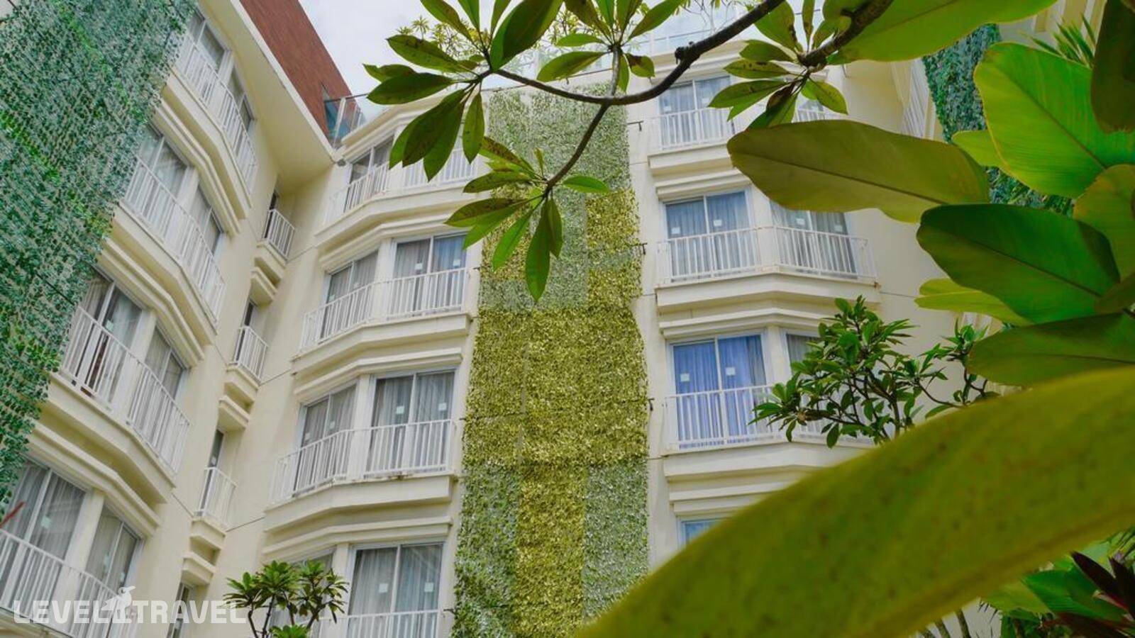 фотографии отеля Zia Bali Hotel (Ex. Holiday Inn Express Bali Kuta Square) в Индонезия(Кута) - фото №15