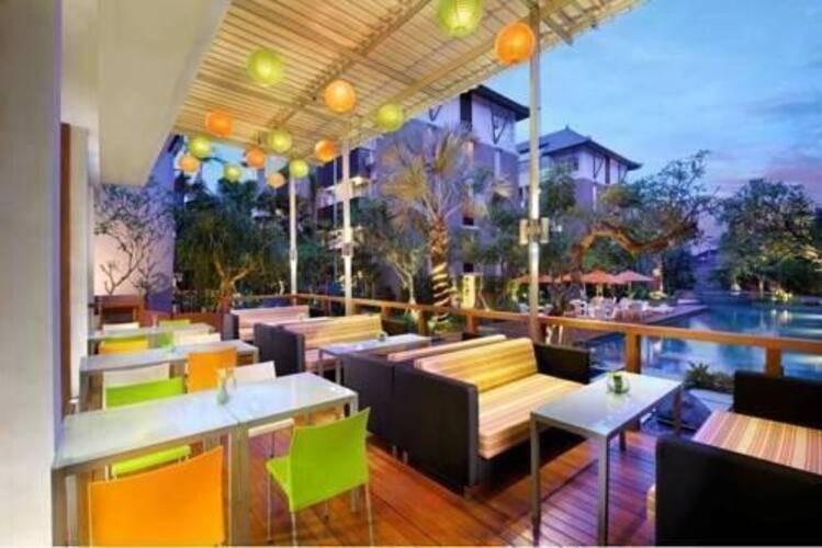 Harris Hotel & Residences Sunset Road