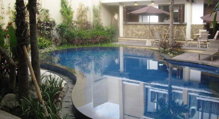 Suris Boutique Hotel