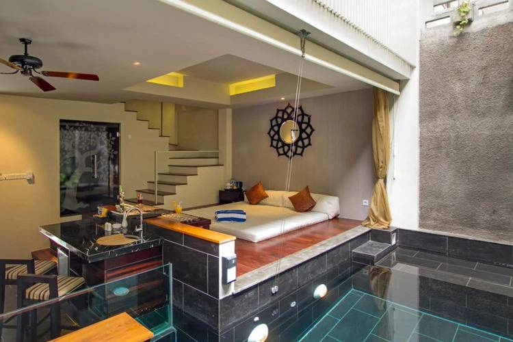 18 Suite Villa Loft At Kuta