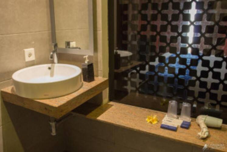 Natya Hotel