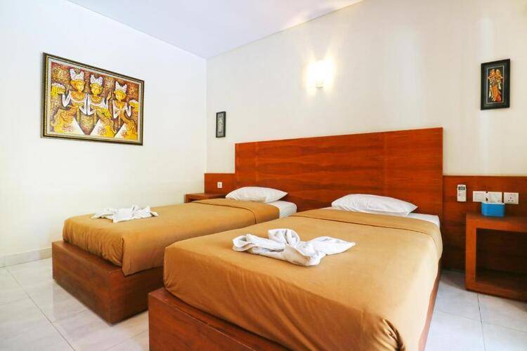 Gora Beach Inn