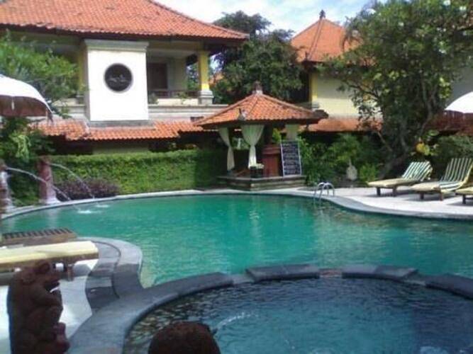 Royal Tunjung Bali