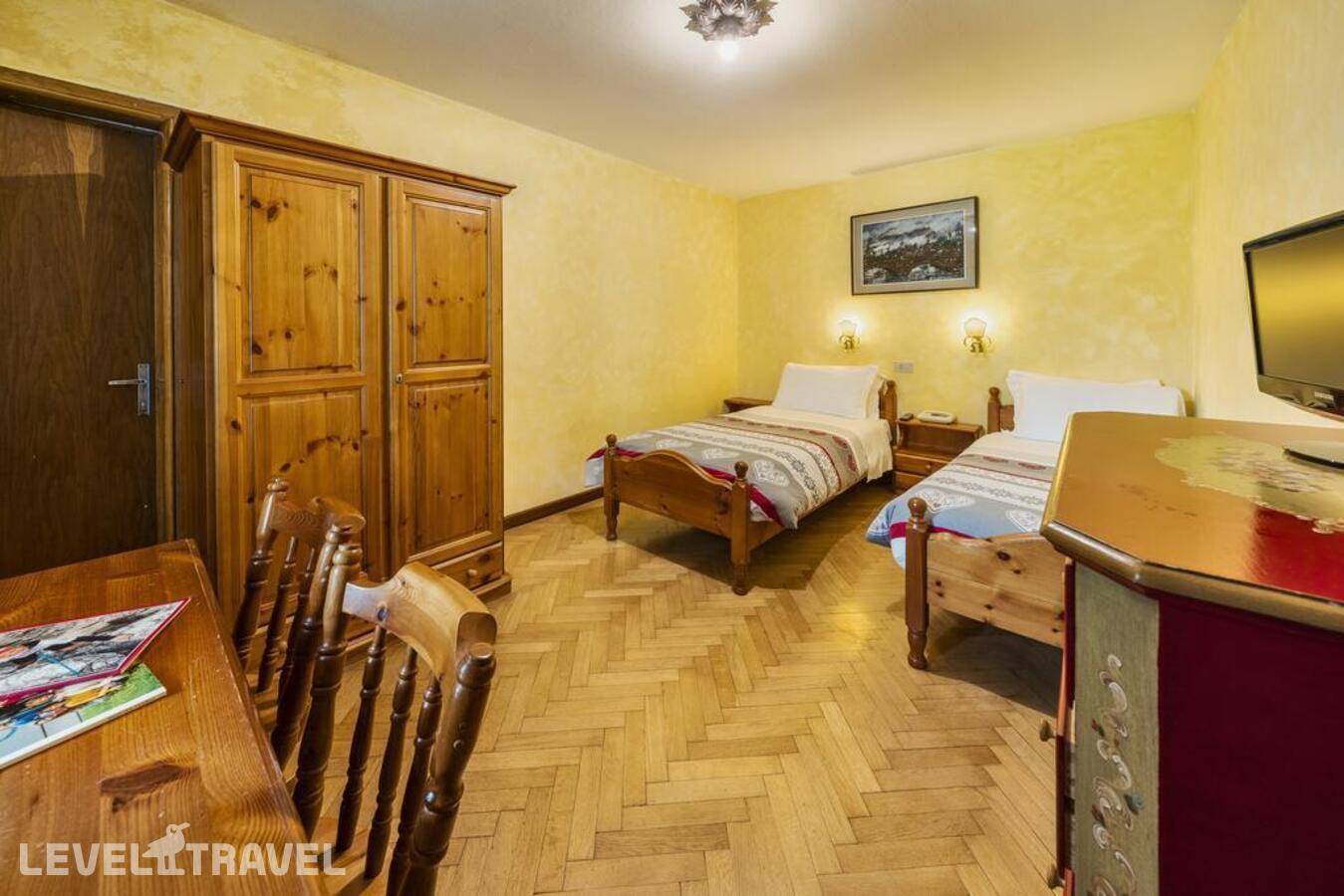 Изображение отеля 8