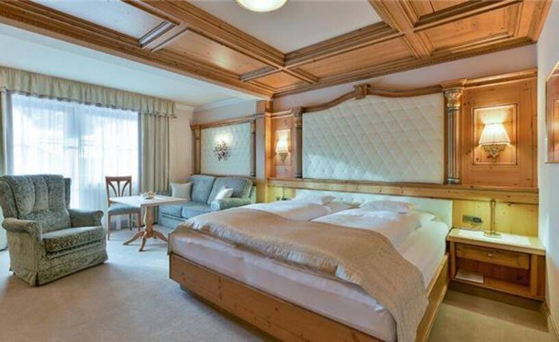 Trofana Royal Hotel