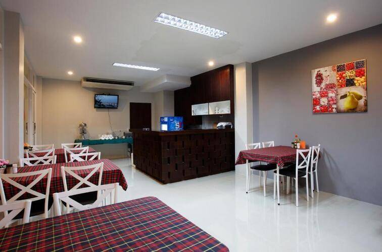 Nize Hotel