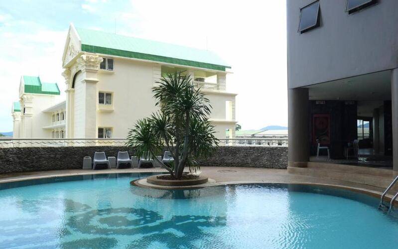 I Pavilion Phuket Hotel