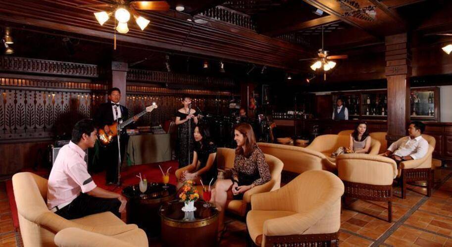 Pearl Hotel