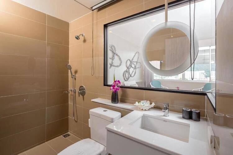 Pearl Hotel