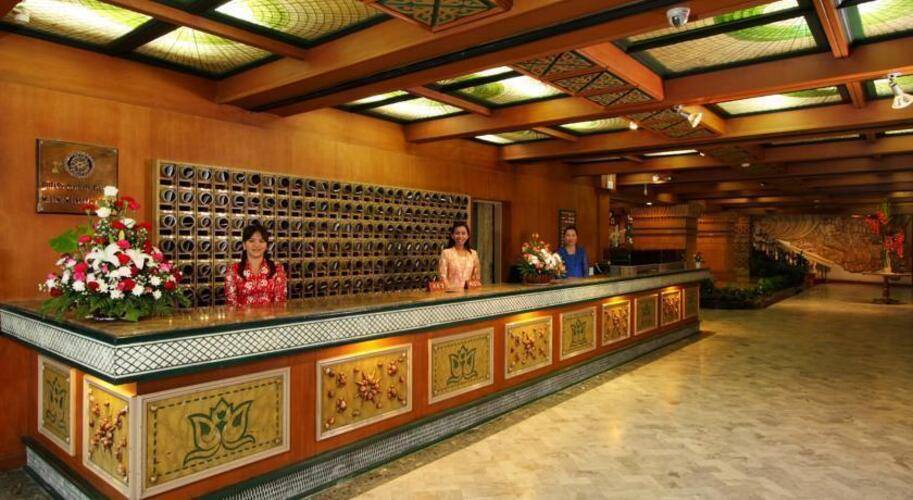 Pearl Hotel