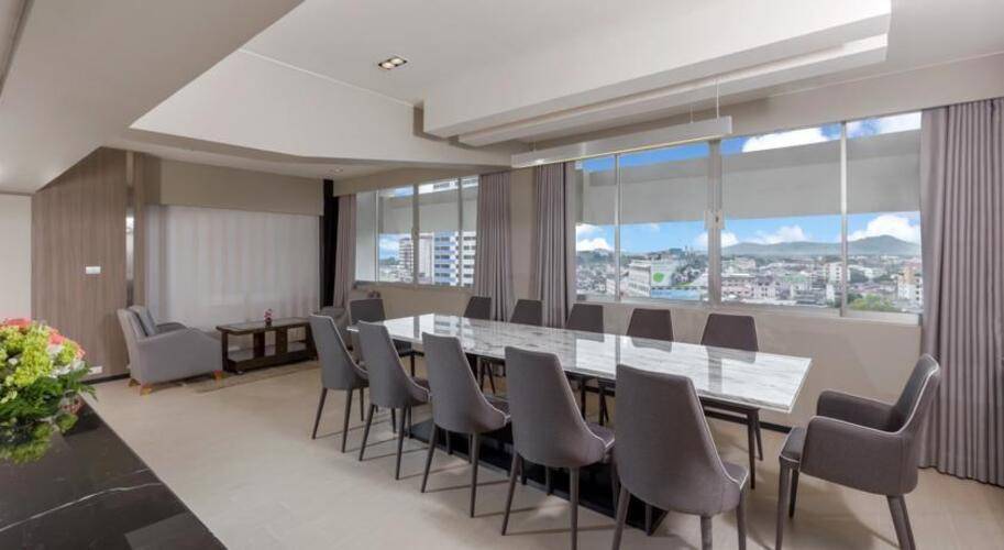 Pearl Hotel