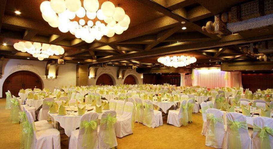 Pearl Hotel