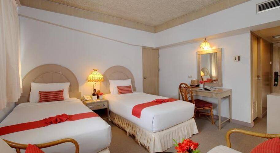 Pearl Hotel
