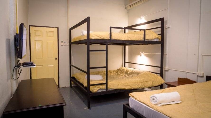 Gotum Hostel & Restaurant