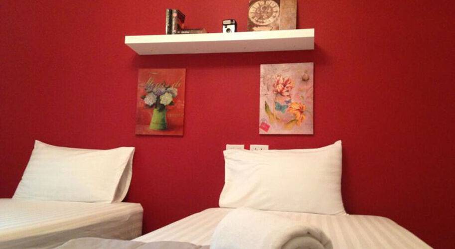 Chino Town Gallery Guesthouse