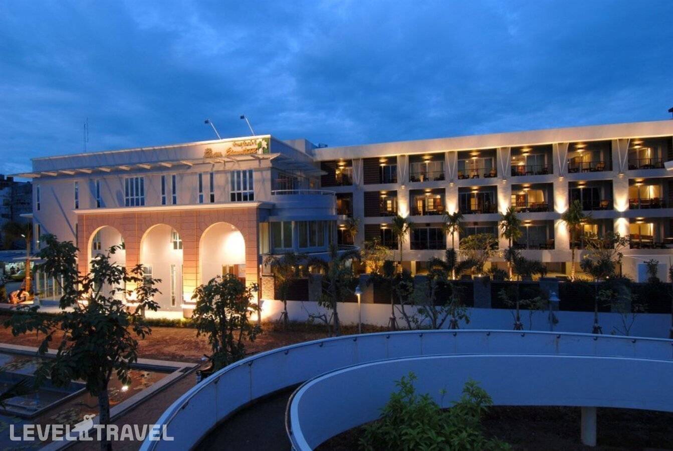 Отель Baan Suwantawe — город Пхукет, Таиланд