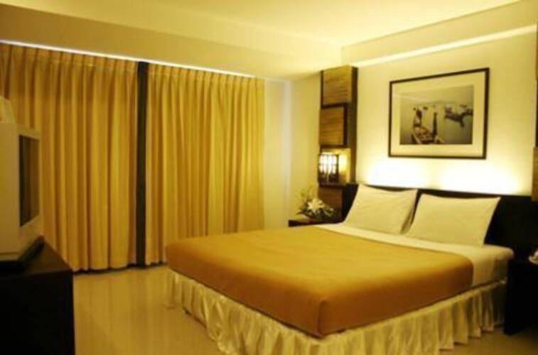 Crystal Inn Phuket