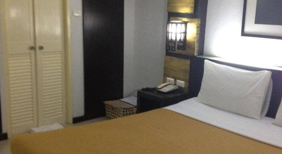 Crystal Inn Phuket