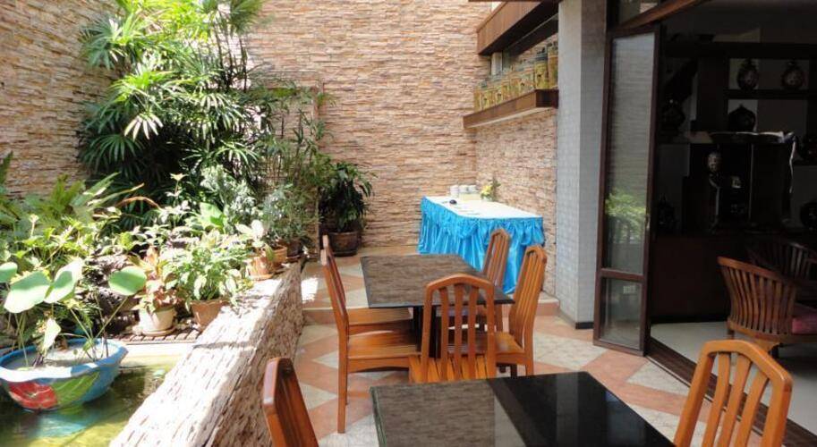 Crystal Inn Phuket