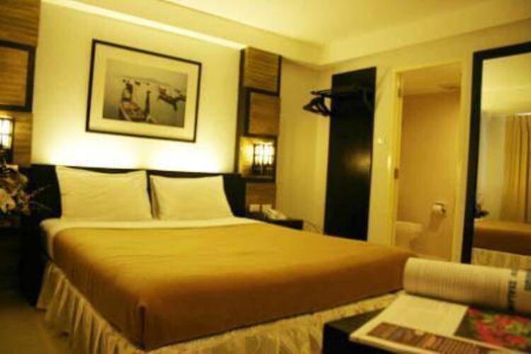Crystal Inn Phuket