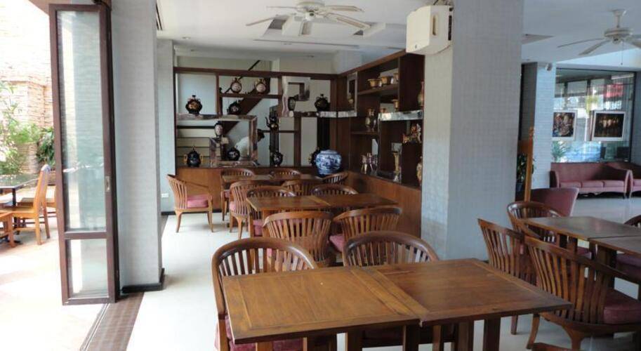 Crystal Inn Phuket
