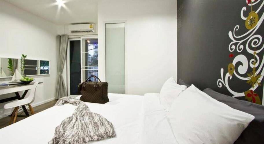 Blu Monkey Hostel