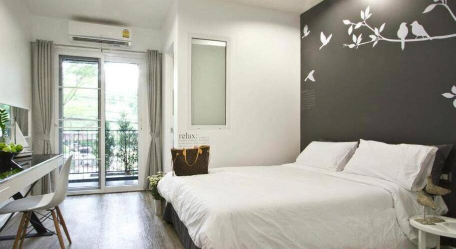 Blu Monkey Hostel