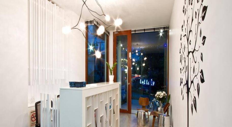Blu Monkey Hostel