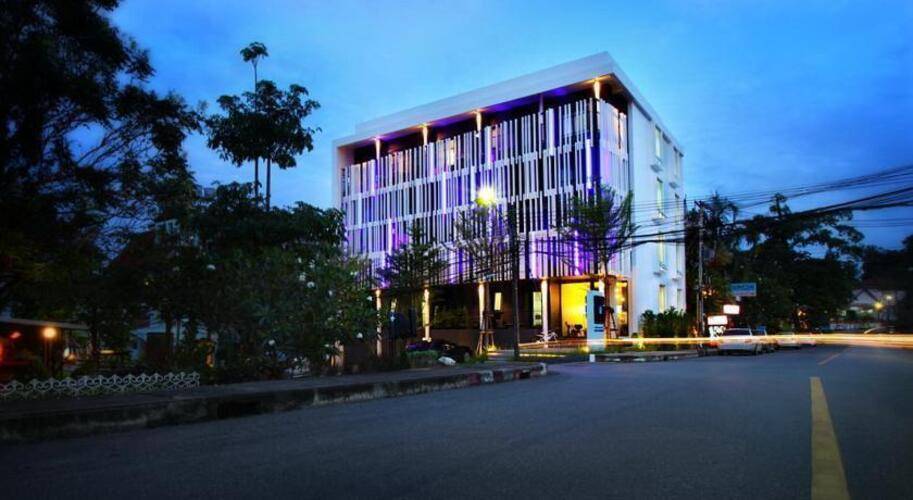 Blu Monkey Hostel