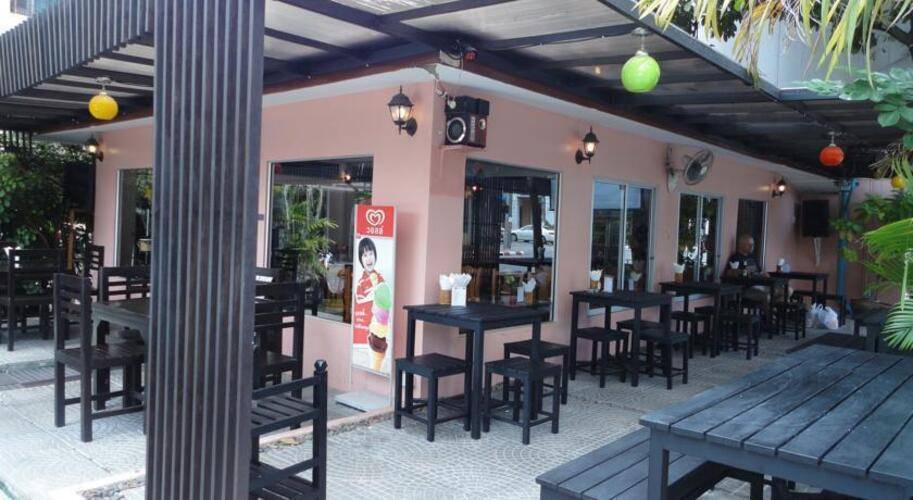 Lamoon Resortel