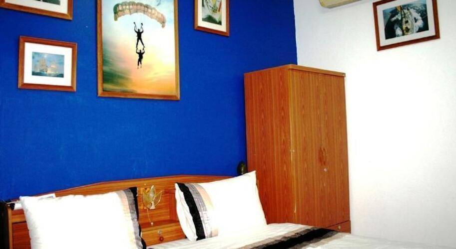 Summer Breeze Inn Hotel
