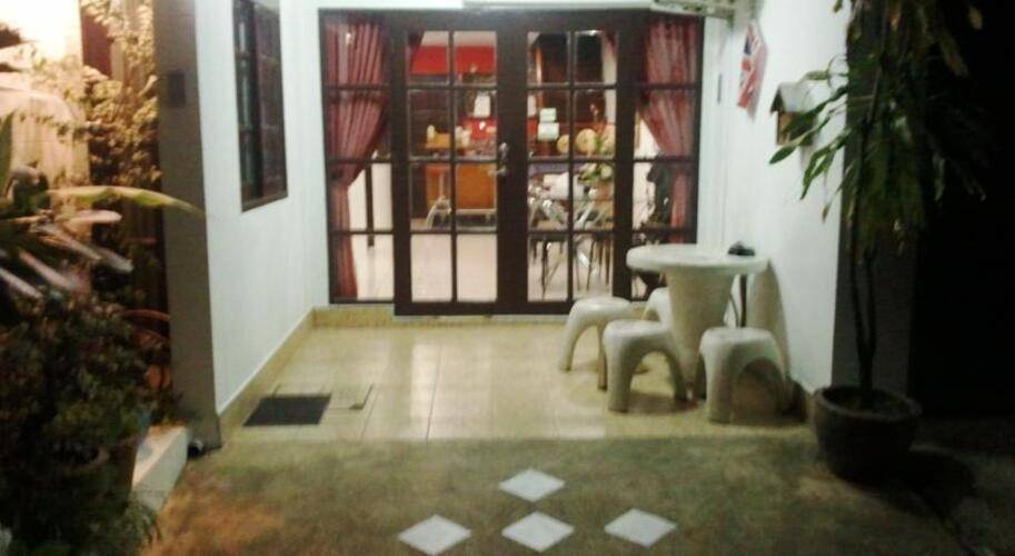 Summer Breeze Inn Hotel