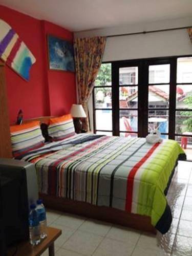 Summer Breeze Inn Hotel