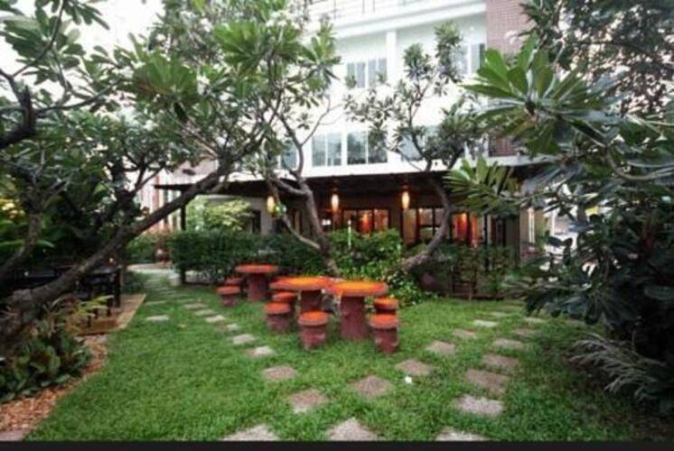 Twin Hotel