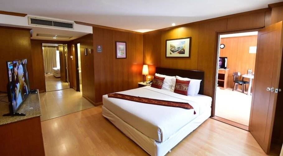 Dynasty Inn Pattaya