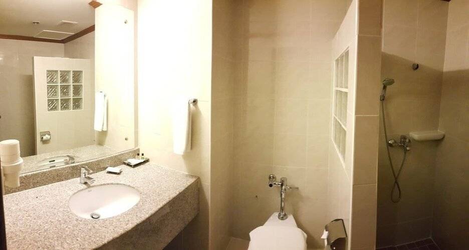 Dynasty Inn Pattaya