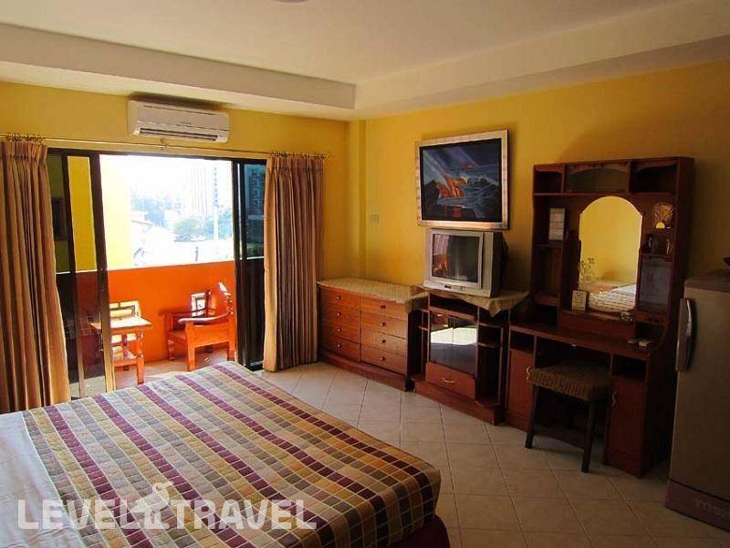 Фотография Robins Nest Guesthouse