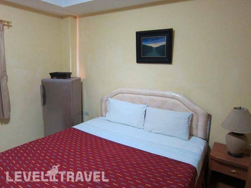 Фотография Robins Nest Guesthouse