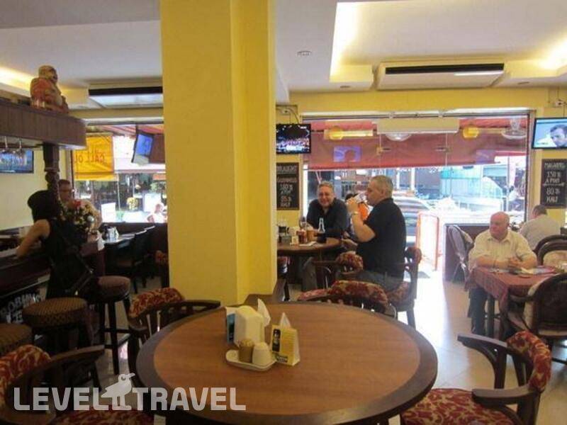 Фотография Robins Nest Guesthouse