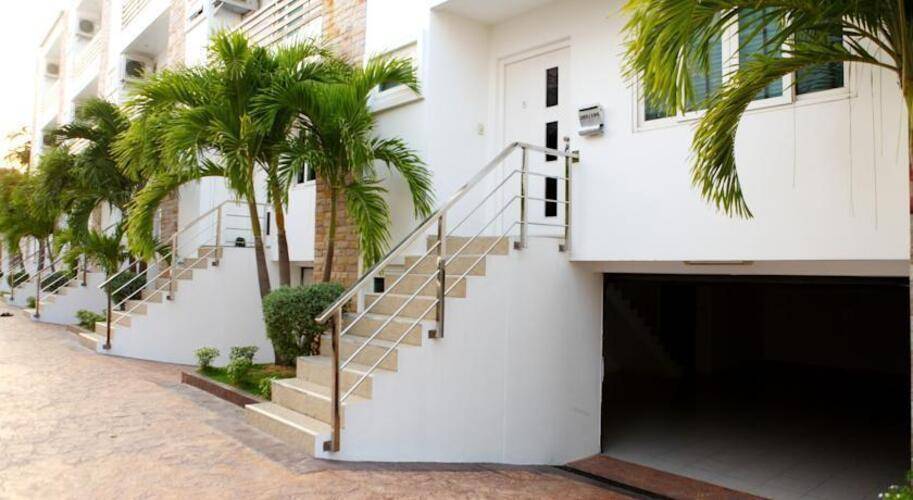 Hidden Palm Pool Villas (Ex.Tabaluga Pool Villas)