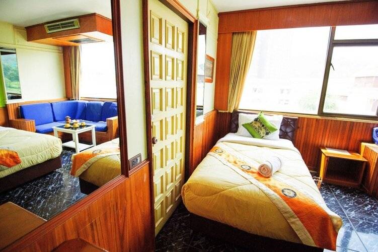 Mr.Mac's Hotel